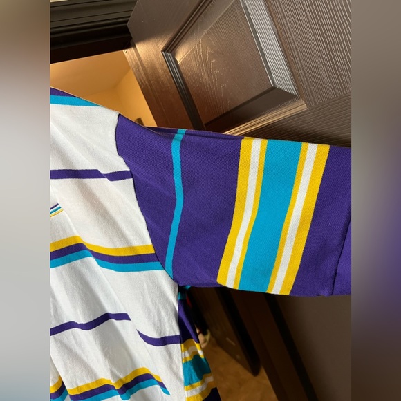 Evolution Collared Shirt Used Excellent Condition 💜🤍💙💛👕 - Picture 7 of 8